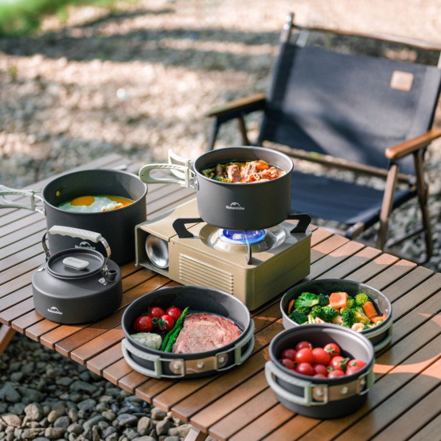 Набір посуду (2 каструлі, чайник, сковорідка) Naturehike CNK2450CF010, алюміній