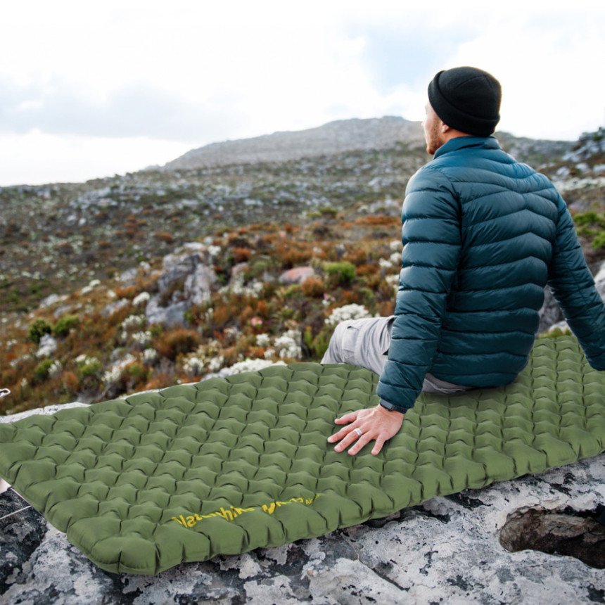 Матрац надувний надлегкий одномісний Naturehike CNK2450WS014, прямокутний зелений