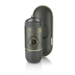 Портативна еспресо-кавоварка Wacaco Nanopresso темно-сіра з чохлом