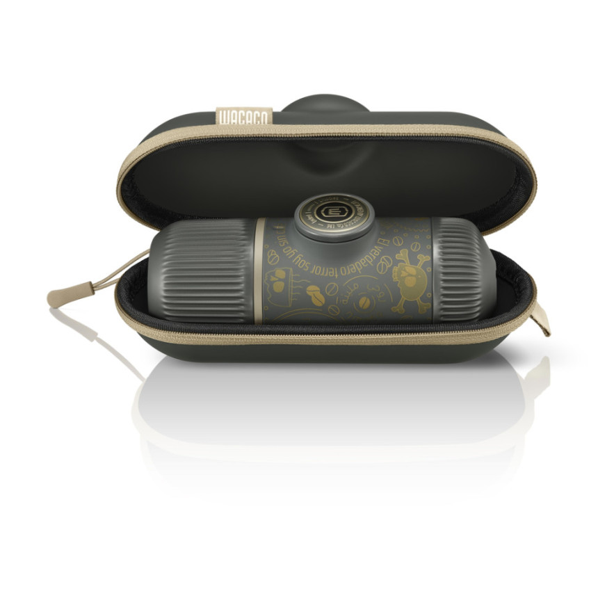 Портативна еспресо-кавоварка Wacaco Nanopresso темно-сіра з чохлом
