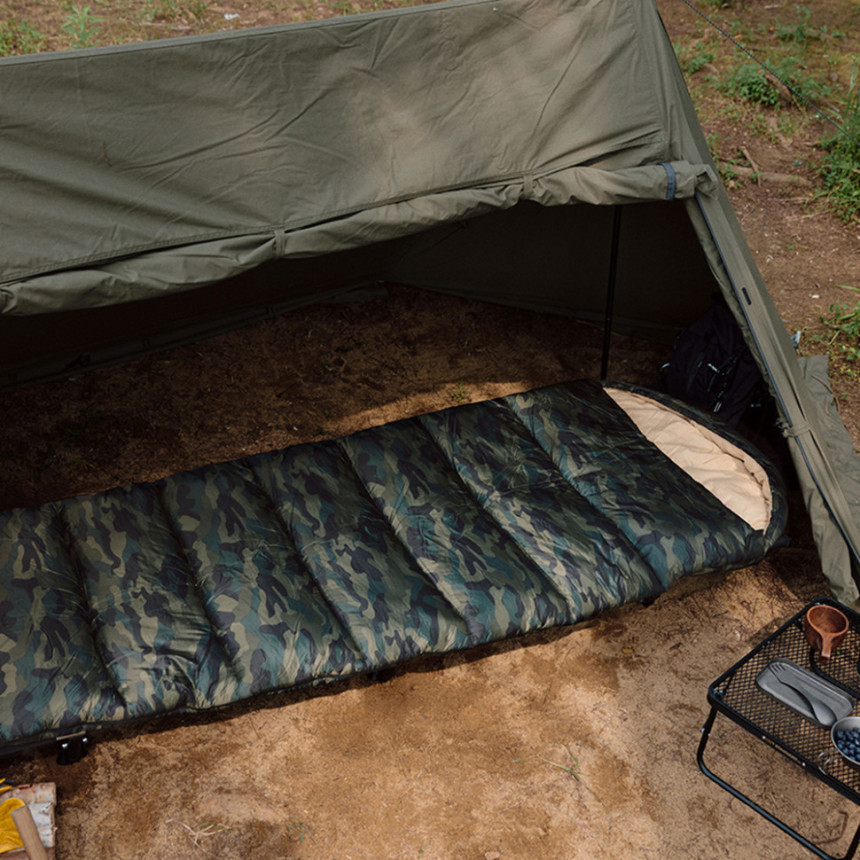 Спальний мішок з капюшоном Naturehike M320 CNK2350WS023, зелений камуфляж, лівий